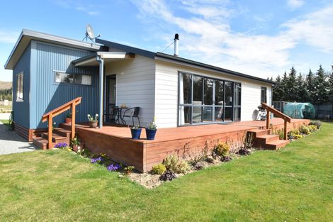 Photo of property in 17 Cirrus Place, Omarama, 9412
