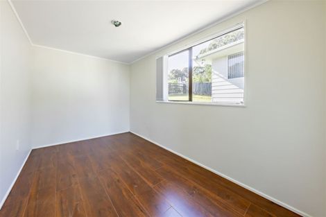 Photo of property in 14 Frobisher Way, Clendon Park, Auckland, 2103