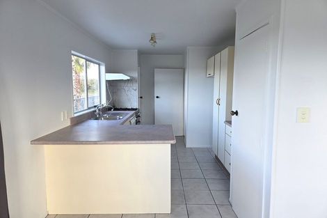 Photo of property in 6 Deacon Road, Riverhead, Kumeu, 0892