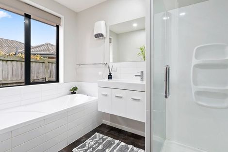 Photo of property in 23 Bridge Street, Southbridge, 7602