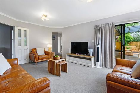 Photo of property in 4 Mccahon Drive, Pukehangi, Rotorua, 3015