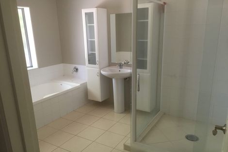 Photo of property in 2 Applecross Lane, Harewood, Christchurch, 8051