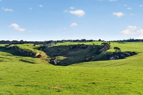 Photo of property in 55 Coster Road, Muriwai, 0881