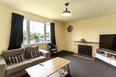 Photo of property in 7 Montgomery Street, Feilding, 4702