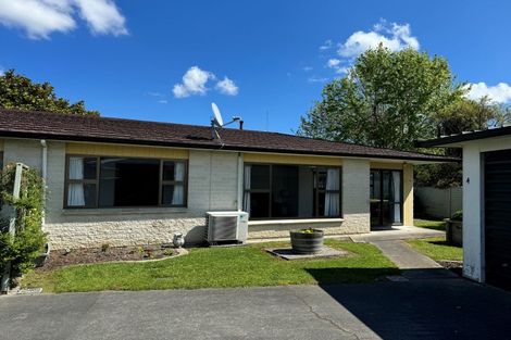 Photo of property in 4 Bethel Court, Milson, Palmerston North, 4414