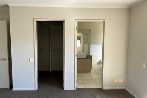 Photo of property in 18 Bellshill Close, Wattle Downs, Auckland, 2103