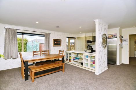 Photo of property in 9 Puhara Avenue, Parklands, Christchurch, 8083
