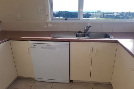 Photo of property in 5 Hillcrest Street, Glen Avon, New Plymouth, 4312