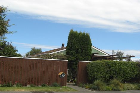 Photo of property in 19 Petries Road, Woodend, 7610