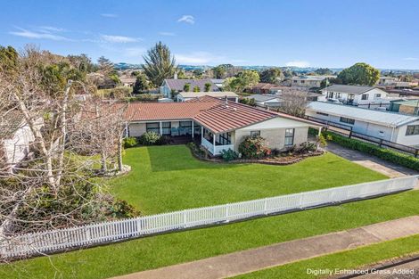 Photo of property in 52 Racecourse Road, Waiuku, 2123