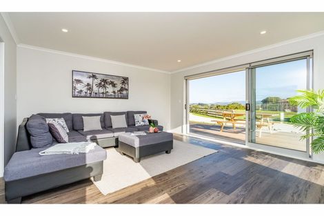Photo of property in 26 Northcoast Place, Mangawhai Heads, Mangawhai, 0505