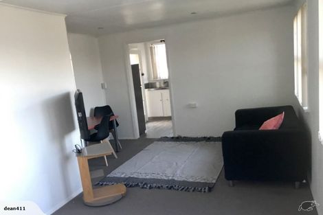 Photo of property in 2/7 Duke Street, Papakura, 2110