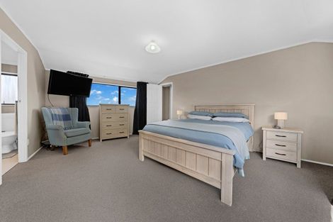Photo of property in 4 Mile Bush Road, Pukekawa, Tuakau, 2696