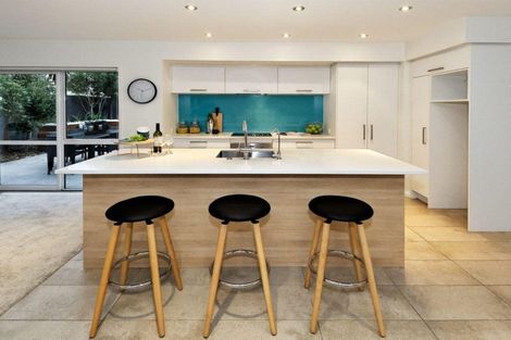 Photo of property in 688a Te Atatu Road, Te Atatu Peninsula, Auckland, 0610