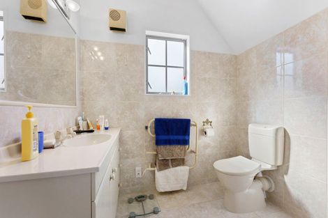 Photo of property in 42 Wi Tako Street, Manakau, Levin, 5573