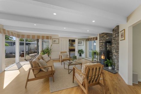 Photo of property in 26 Otupai Street, Two Mile Bay, Taupo, 3330