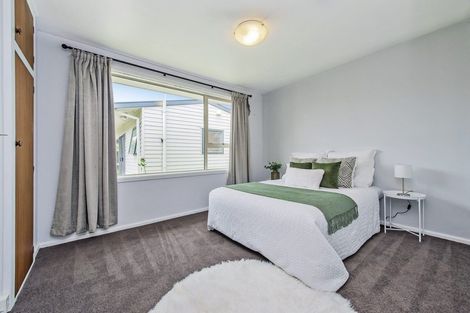 Photo of property in 10 Radbrook Street, Avonhead, Christchurch, 8042