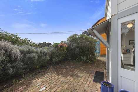 Photo of property in 3 Mcintyre Avenue, Mount Victoria, Wellington, 6011