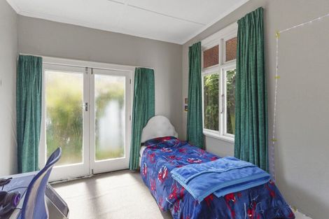 Photo of property in 9 Marett Street, Macandrew Bay, Dunedin, 9014