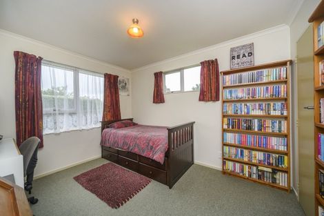 Photo of property in 47 Kaimanawa Street, Kelvin Grove, Palmerston North, 4414