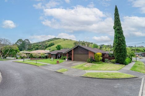 Photo of property in 2 Webb Place, Taradale, Napier, 4112