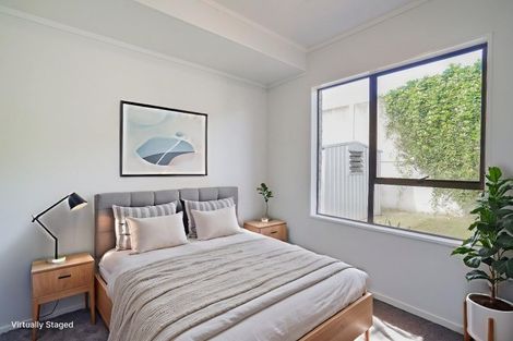 Photo of property in 2/21 Gloaming Place, Conifer Grove, Takanini, 2112