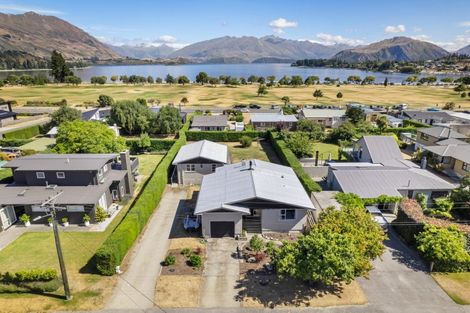 Photo of property in 135 Upton Street, Wanaka, 9305