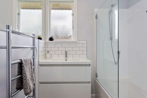 Photo of property in 6 Weston Place, Rangiora, 7400