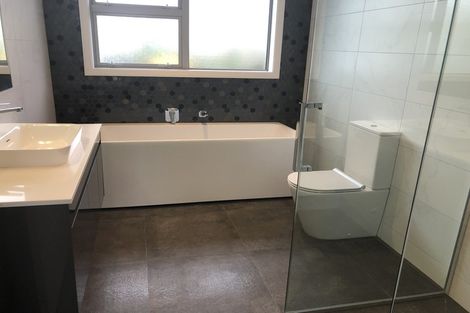 Photo of property in 2 Colonial Drive, Silverdale, 0932