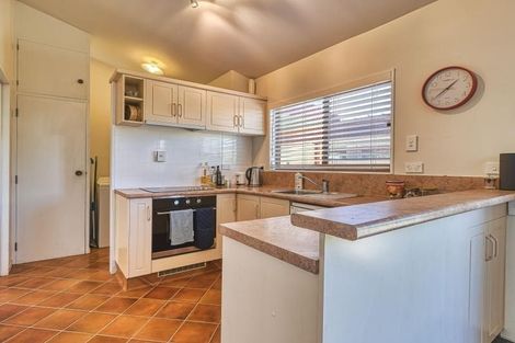 Photo of property in 26 Charles Street, Westshore, Napier, 4110