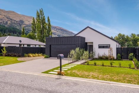 Photo of property in 15 Edna Lane, Lake Hawea, Wanaka, 9382