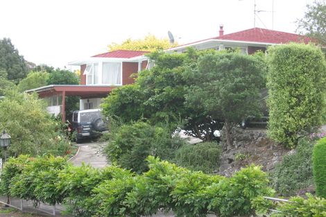 Photo of property in 29 Martin Crescent, Northcote, Auckland, 0627