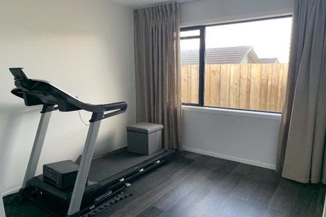 Photo of property in 18 Paiaka Place, Rototuna North, Hamilton, 3210