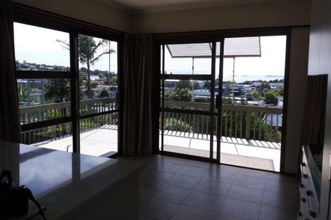 Photo of property in 14a Glencoe Road, Browns Bay, Auckland, 0630