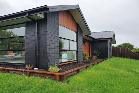 Photo of property in 2 Horomaka Street, Pegasus, 7612