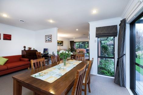 Photo of property in 20 Ainslee Street, Highlands Park, New Plymouth, 4312