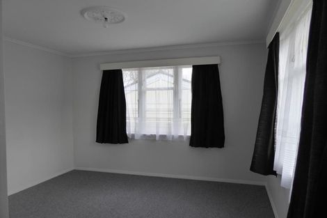 Photo of property in 20 Oxford Crescent, Ebdentown, Upper Hutt, 5018