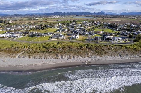 Photo of property in 18 Pacific Parade, Coastlands, Whakatane, 3120