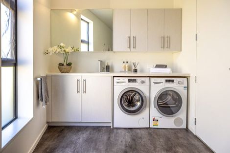 Photo of property in 33c Ocean Road, Surfdale, Waiheke Island, 1081