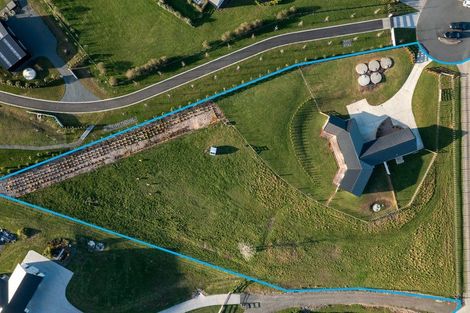 Photo of property in 71 Diamond Lane, Riverhead, 0793