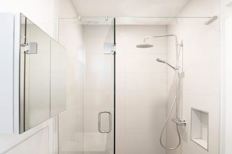 Photo of property in 67 Mcdonnell Road, Arrowtown, 9302