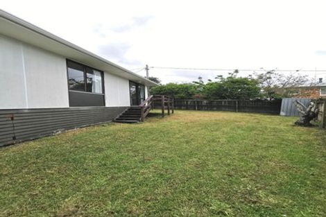 Photo of property in 1/79a Colwill Road, Massey, Auckland, 0614