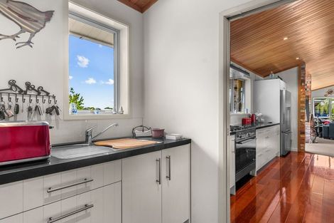 Photo of property in 632 Kara Road, Kokopu, Whangarei, 0179