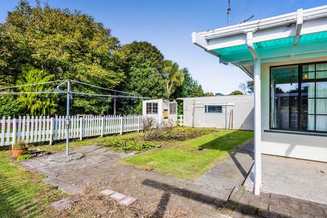 Photo of property in 16 Bridger Place, Eltham, 4322