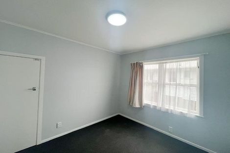 Photo of property in 9 Reiman Street, New Lynn, Auckland, 0600