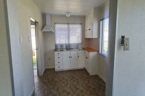 Photo of property in 12-16 Wynyard Crescent, Tamatea, Napier, 4112