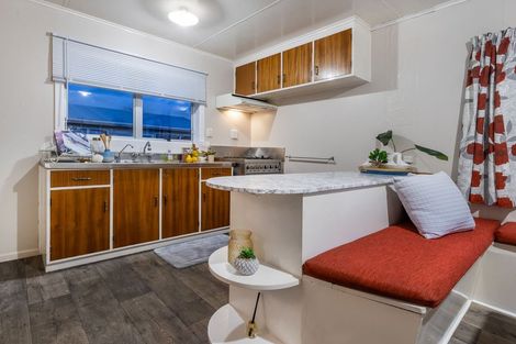 Photo of property in 52a Winchester Street, Levin, 5510