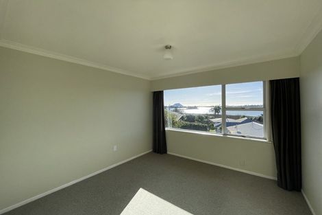 Photo of property in 38a Churchill Road, Murrays Bay, Auckland, 0630