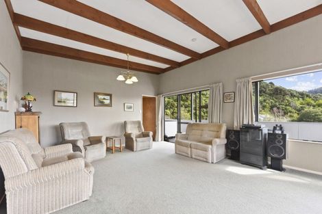 Photo of property in 26 Buller Street, Picton, 7220