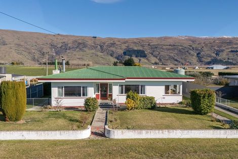 Photo of property in 301 Roxburgh Road East, Roxburgh East, Roxburgh, 9571